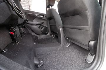 Voertuigafbeelding 8