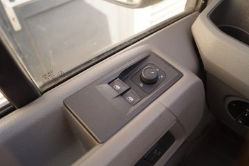 Voertuigafbeelding 10