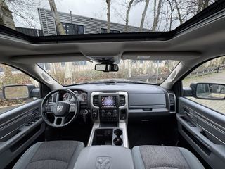 Voertuigafbeelding 2