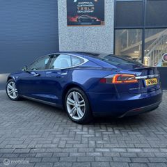 Voertuigafbeelding 6