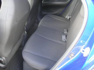 Voertuigafbeelding 8