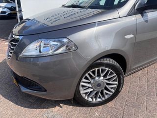 Voertuigafbeelding 28