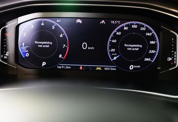 Voertuigafbeelding 8