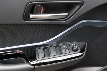 Voertuigafbeelding 13