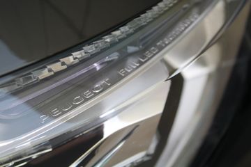 Voertuigafbeelding 11