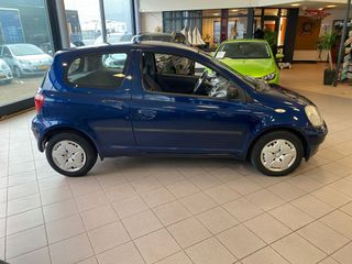 Voertuigafbeelding 4