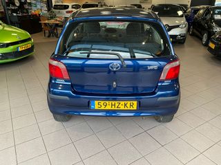 Voertuigafbeelding 6