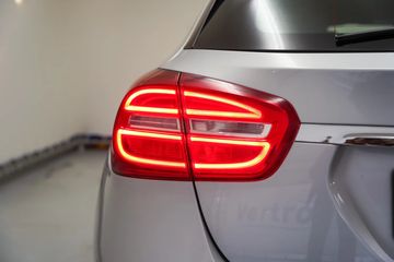 Voertuigafbeelding 32