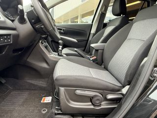 Voertuigafbeelding 16