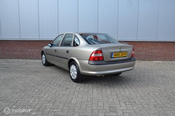 Voertuigafbeelding 14