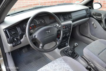 Voertuigafbeelding 2