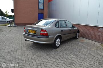 Voertuigafbeelding 21