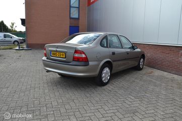 Voertuigafbeelding 22