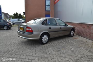 Voertuigafbeelding 23