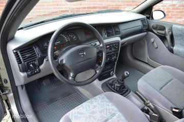 Voertuigafbeelding 28