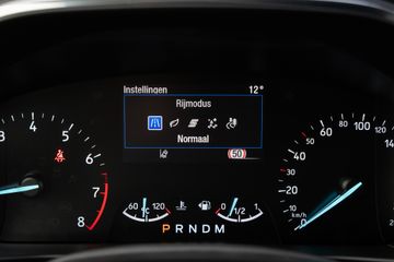 Voertuigafbeelding 12