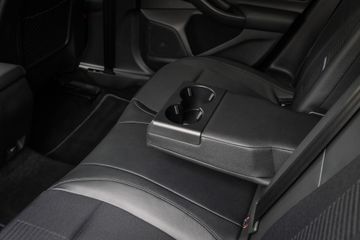 Voertuigafbeelding 36