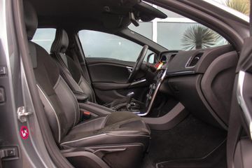 Voertuigafbeelding 14