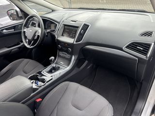 Voertuigafbeelding 12