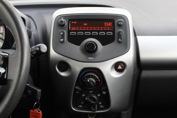 Voertuigafbeelding 12