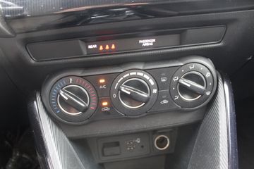 Voertuigafbeelding 19