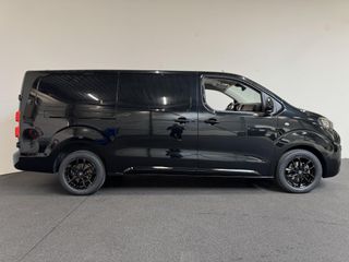 Voertuigafbeelding 12