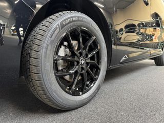 Voertuigafbeelding 8