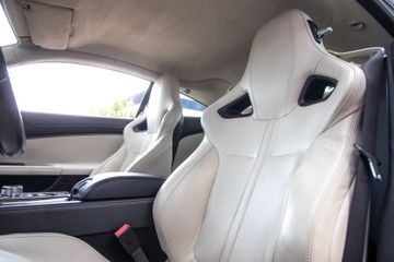 Voertuigafbeelding 9