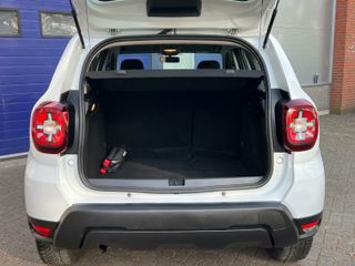 Voertuigafbeelding 13