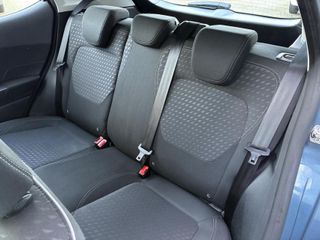 Voertuigafbeelding 8