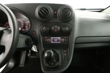 Voertuigafbeelding 10