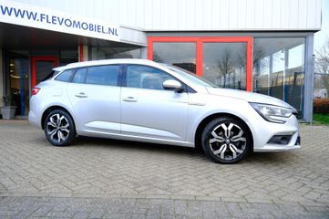 Voertuigafbeelding 3