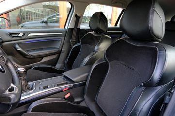 Voertuigafbeelding 30