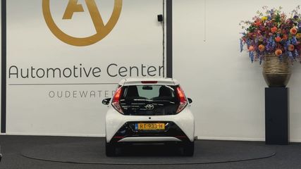 Voertuigafbeelding 12