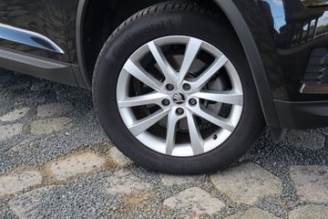 Voertuigafbeelding 7