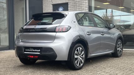 Voertuigafbeelding 3