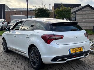 Voertuigafbeelding 7