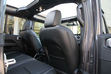 Voertuigafbeelding 5