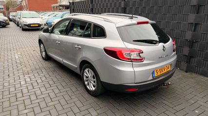 Voertuigafbeelding 2