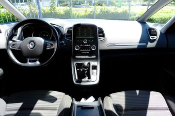 Voertuigafbeelding 10