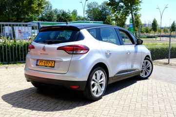 Voertuigafbeelding 2