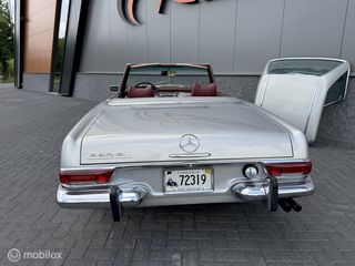 Voertuigafbeelding 8