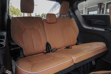 Voertuigafbeelding 17