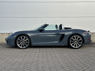 Voertuigafbeelding 9