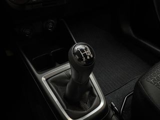 Voertuigafbeelding 16