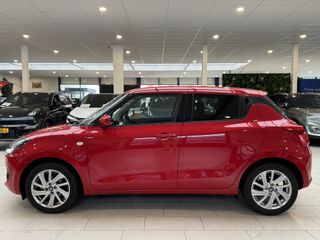 Voertuigafbeelding 6