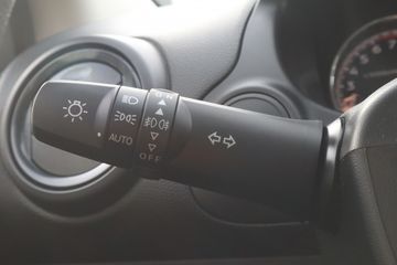 Voertuigafbeelding 19