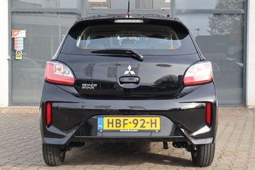 Voertuigafbeelding 4