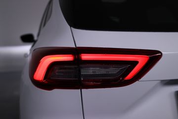 Voertuigafbeelding 6