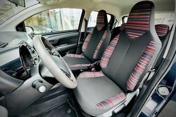 Voertuigafbeelding 12